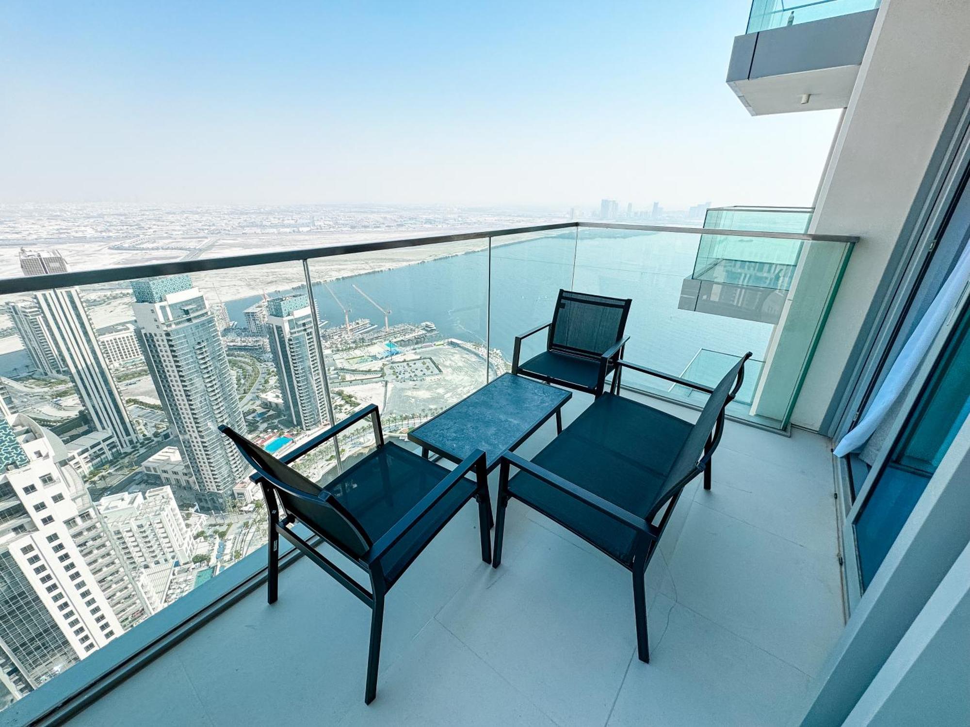 Like - 5306 Modern Two-bedroom Overlooking The Creek Dubai