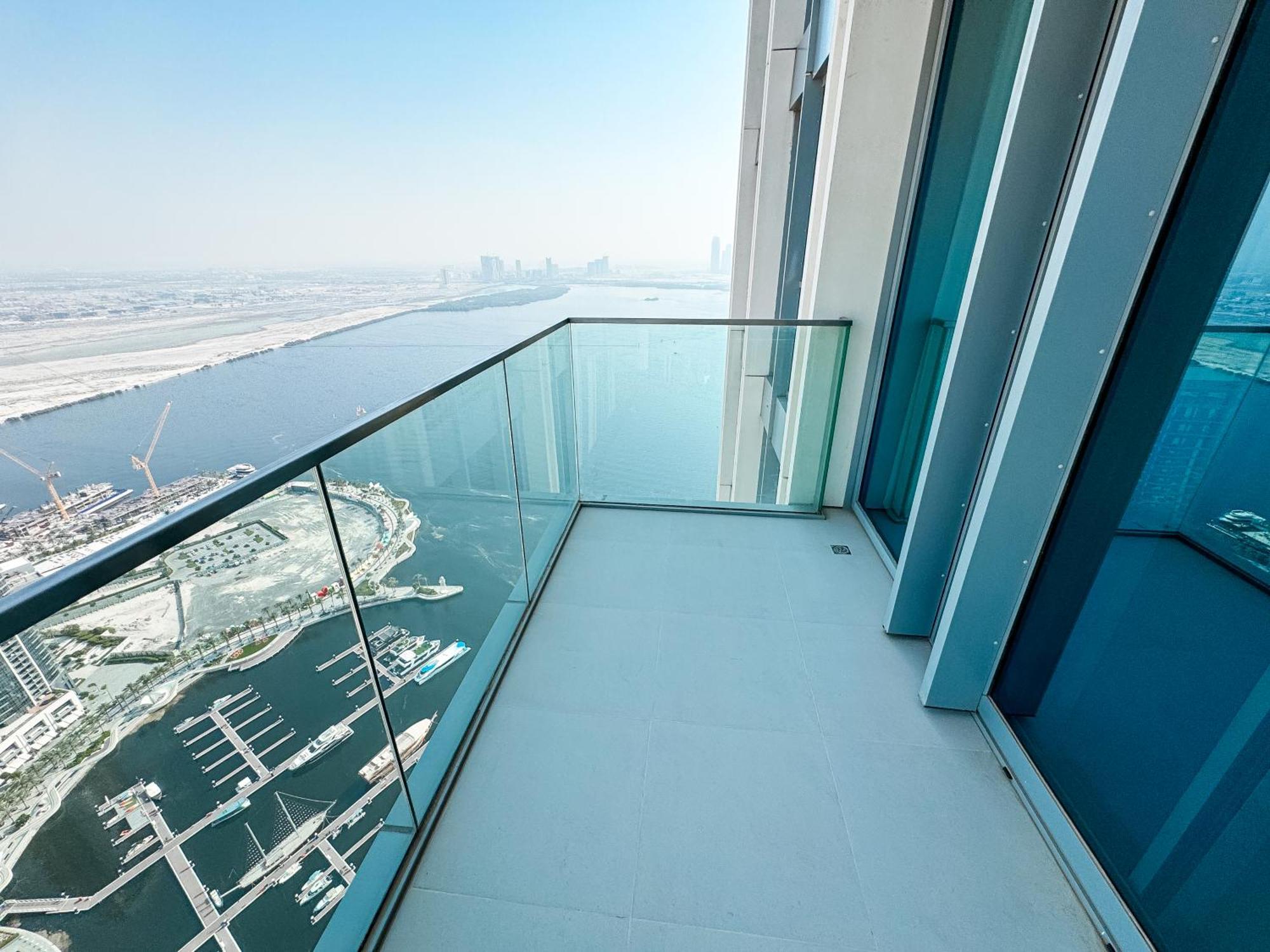 Like - 5306 Modern Two-bedroom Overlooking The Creek * Dubai
