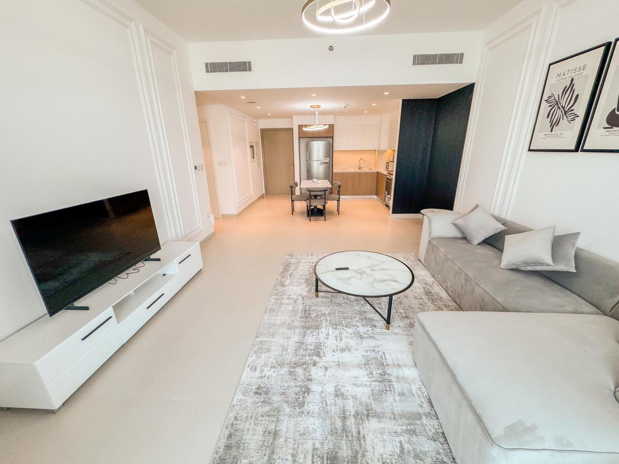 Like - 5306 Modern Two-bedroom Overlooking The Creek Apartment Dubai